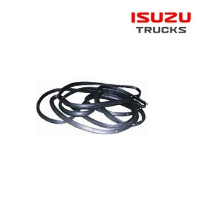 НАЩЕЛЬНИК ДВЕРИ ISUZU ПРАВЫЙ 8-97892-902-0